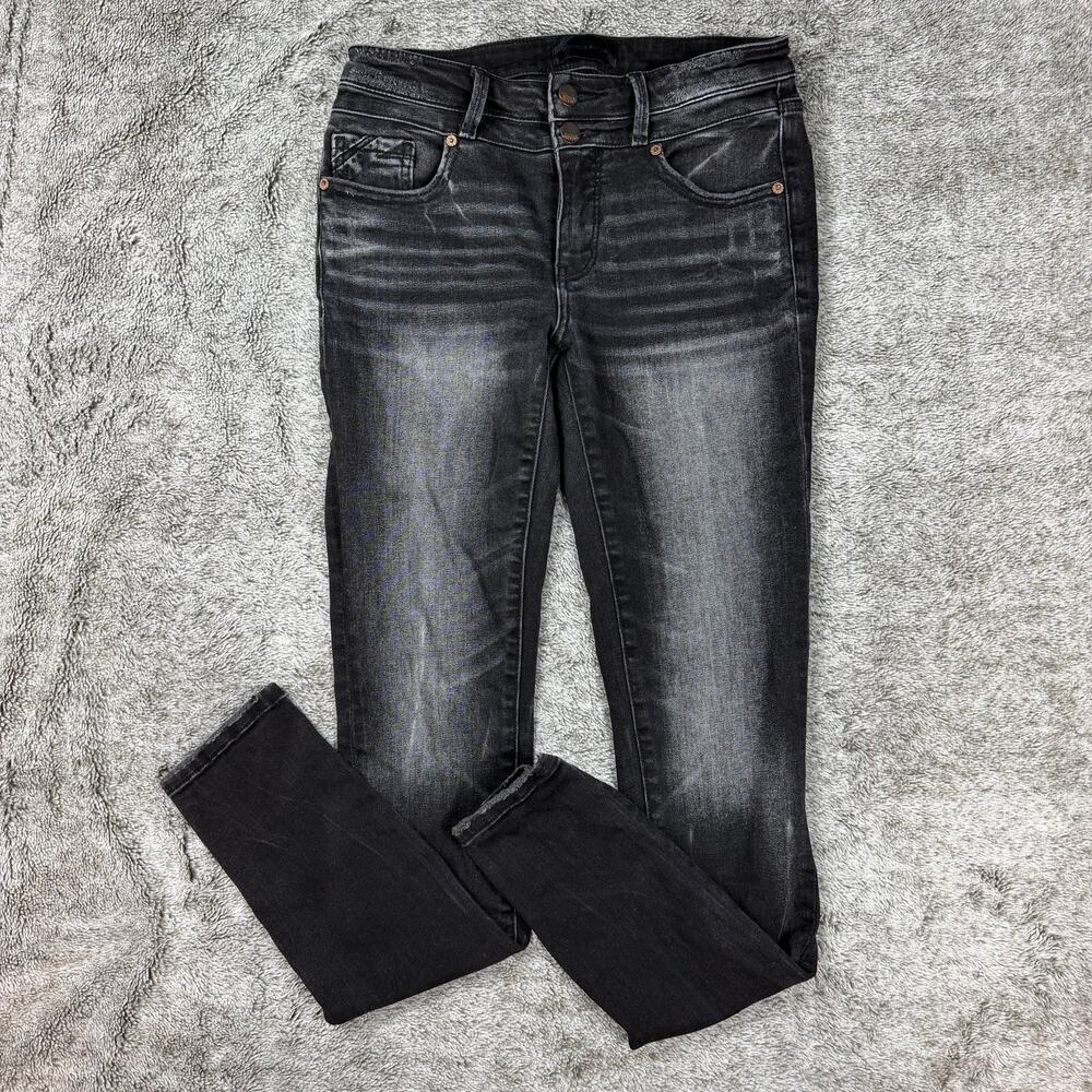 Buckle Black Skinny Jean's Women's 26 Black
